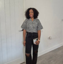 Load image into Gallery viewer, African Print Crop Shirt