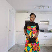 Load image into Gallery viewer, Reversible African Print Apron
