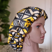 Load image into Gallery viewer, Arike Adjustable Silky Satin Hair Bonnet
